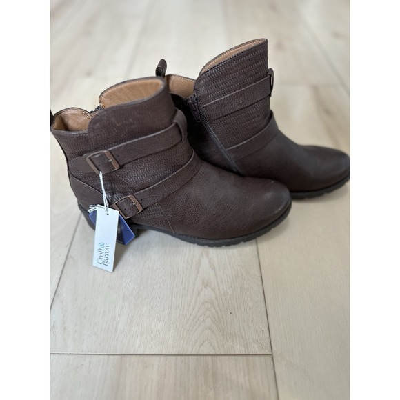 croft & barrow Shoes - NWT Croft & Barrow Brown Pebbled Buckle Ankle Boots Ortholite Lug Sole W 8.5M